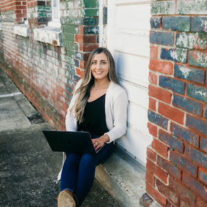 Meet your Posher, Justine